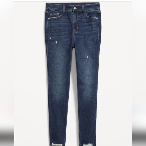 22 - Old Navy | Extra High-Waisted Rockstar 360° Stretch Super-Skinny Jeans - Picture 1 of 2